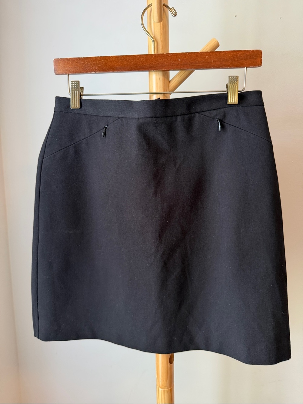 Express Black Mini Pencil Skirt Size 6 Stretch Pockets Flat Front Capsule Piece